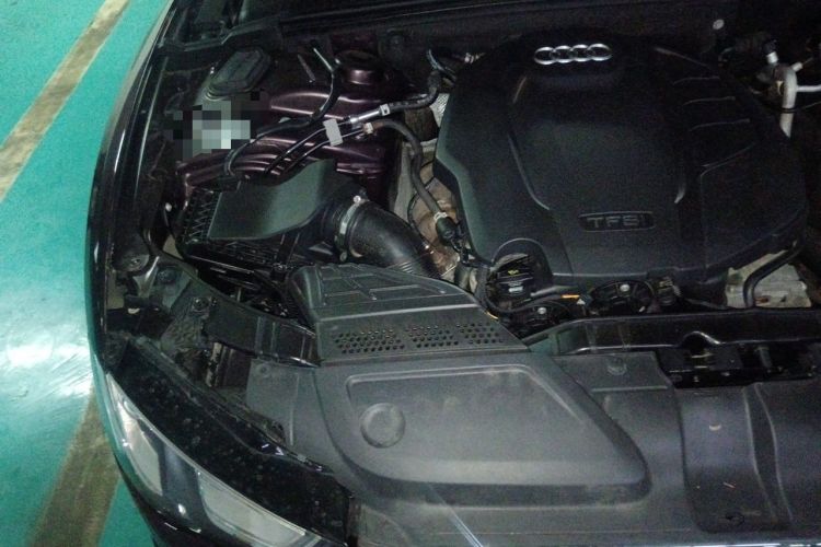 Used Audi A5 2014 Sportback 45 TFSI Engine Bay Right