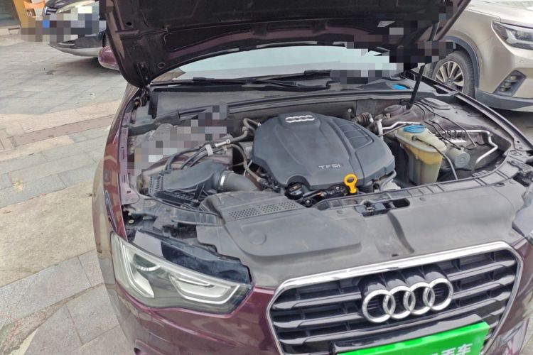 Used Audi A5 2014 Sportback 45 TFSI Engine Bay Right