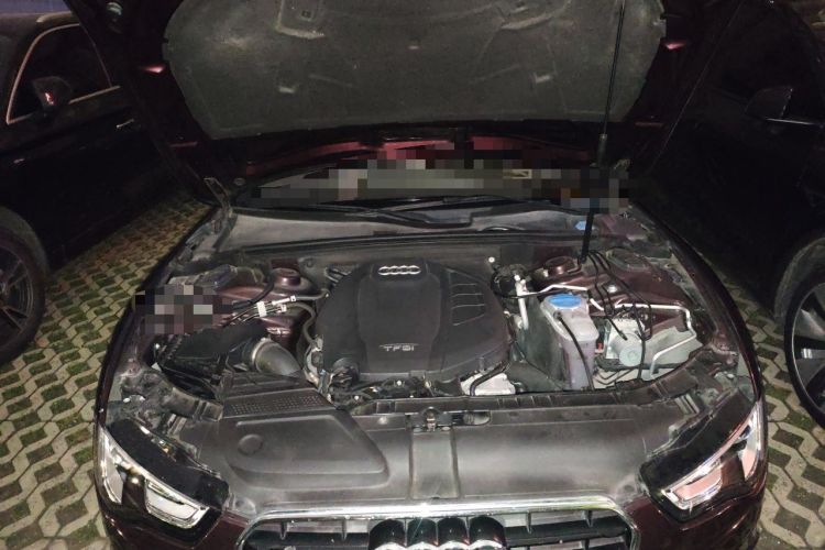 Used Audi A5 2014 Coupe 45 TFSI Engine Bay