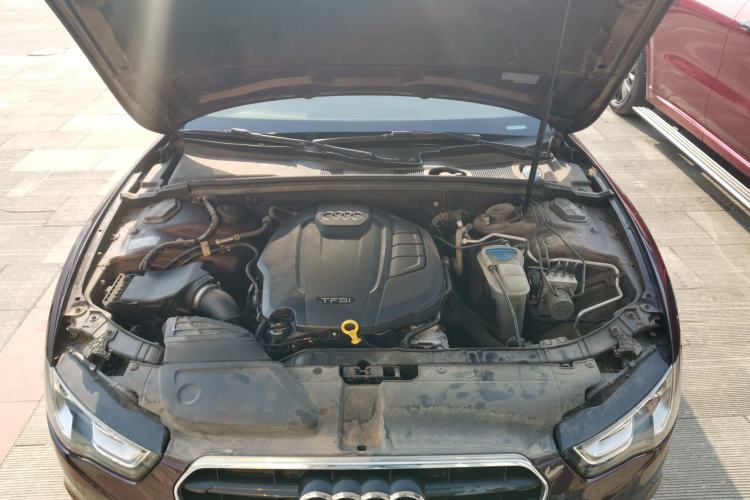 Used Audi A5 2014 Coupe 45 TFSI Engine Bay