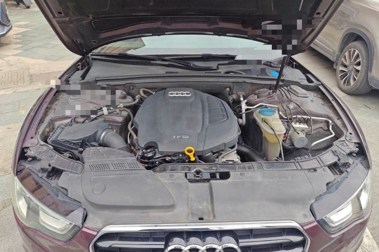Used Audi A5 2014 Sportback 45 TFSI Engine Bay