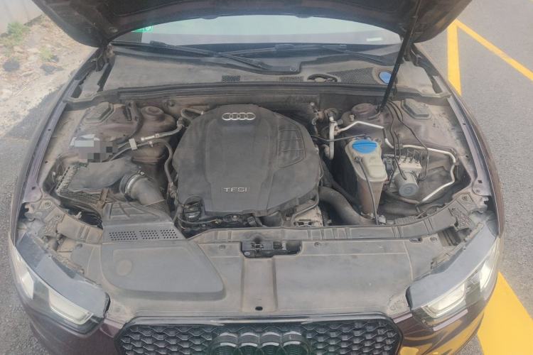 Used Audi A5 2014 Sportback 45 TFSI quattro Engine Bay