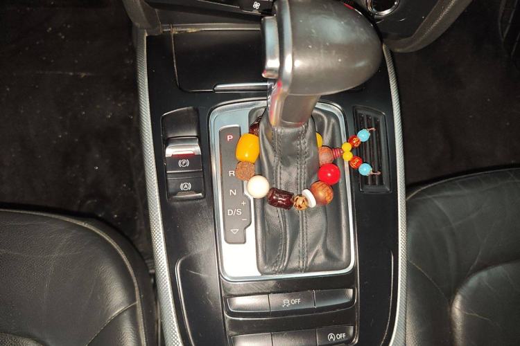 Used Audi A5 2014 Cabriolet 45 TFSI Gear Lever