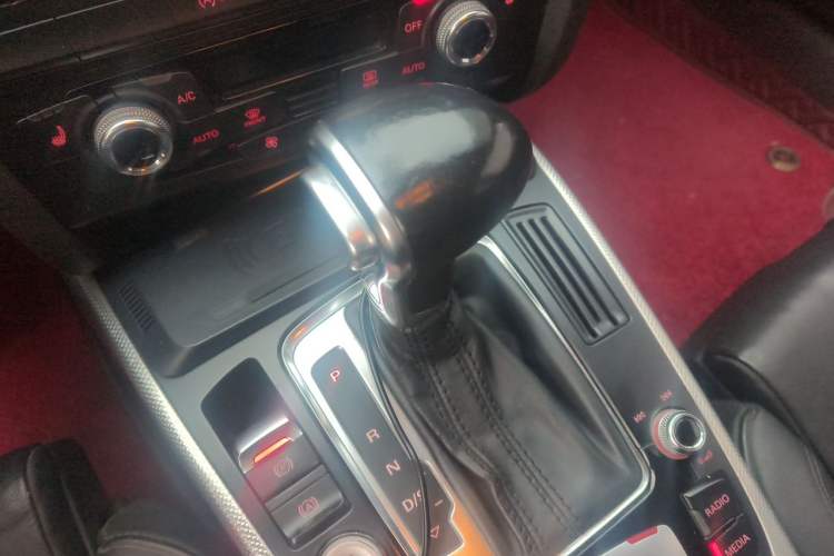 Used Audi A5 2014 Sportback 45 TFSI quattro Gear Lever