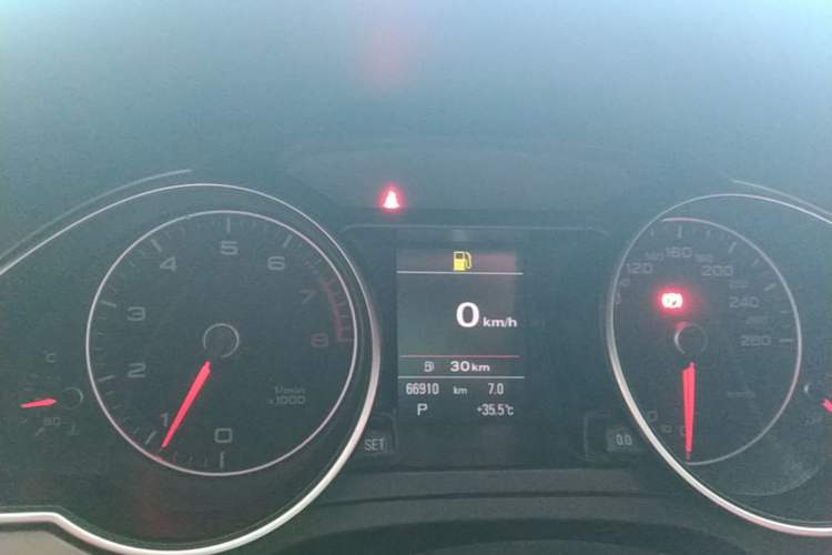 Used Audi A5 2014 Cabriolet 45 TFSI Instrument Cluster