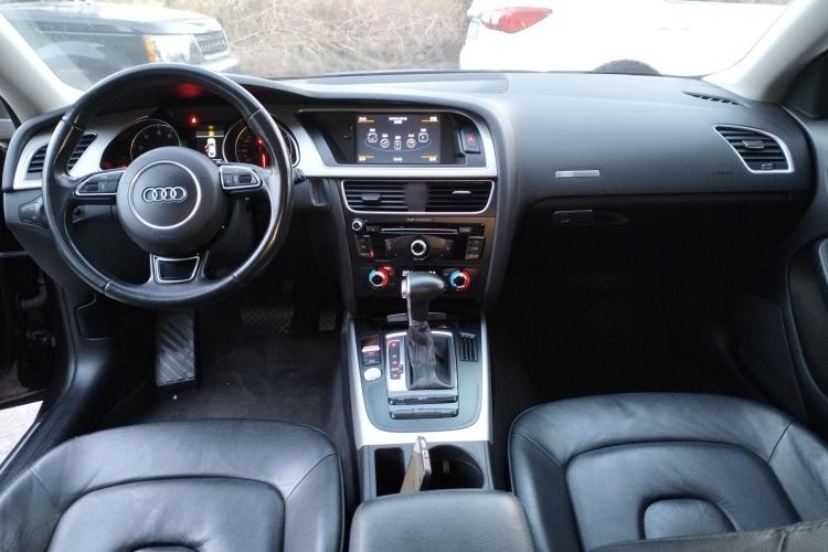 Used Audi A5 2014 Sportback 45 TFSI Interior 2