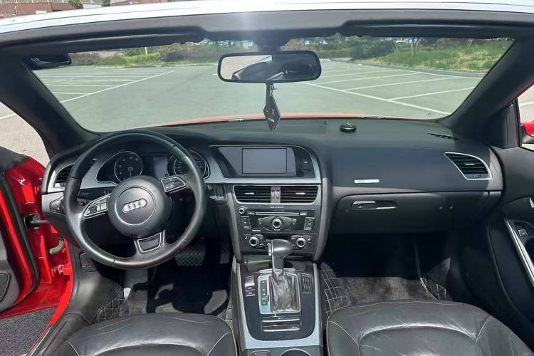 Used Audi A5 2014 Cabriolet 45 TFSI Interior 8