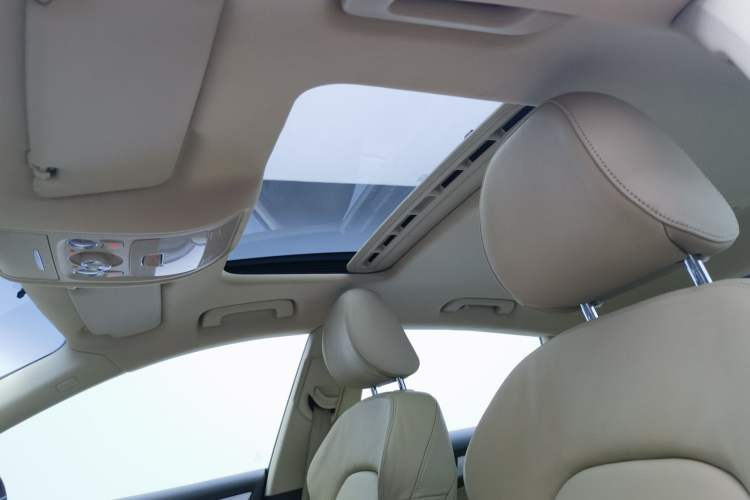 Used Audi A5 2014 Sportback 45 TFSI quattro Interior 8