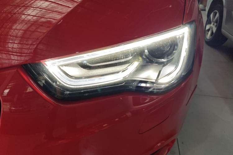 Used Audi A5 2014 Cabriolet 45 TFSI Left Front Headlight