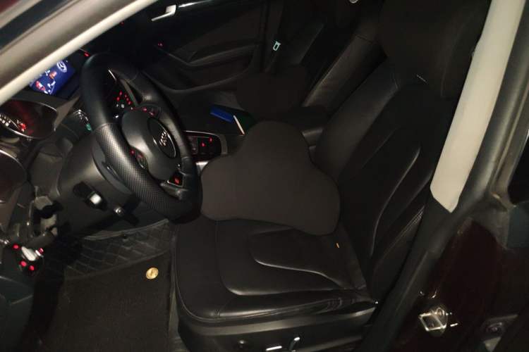 Used Audi A5 2014 Sportback 45 TFSI Left Front Seat