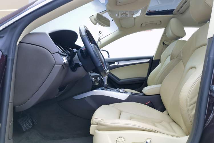 Used Audi A5 2014 Sportback 45 TFSI quattro Left Front Seat