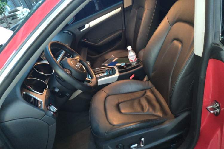 Used Audi A5 2014 Sportback 45 TFSI Left Front Seat