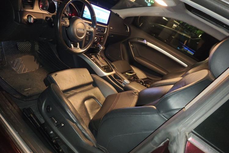 Used Audi A5 2014 Coupe 45 TFSI Left Front Seat