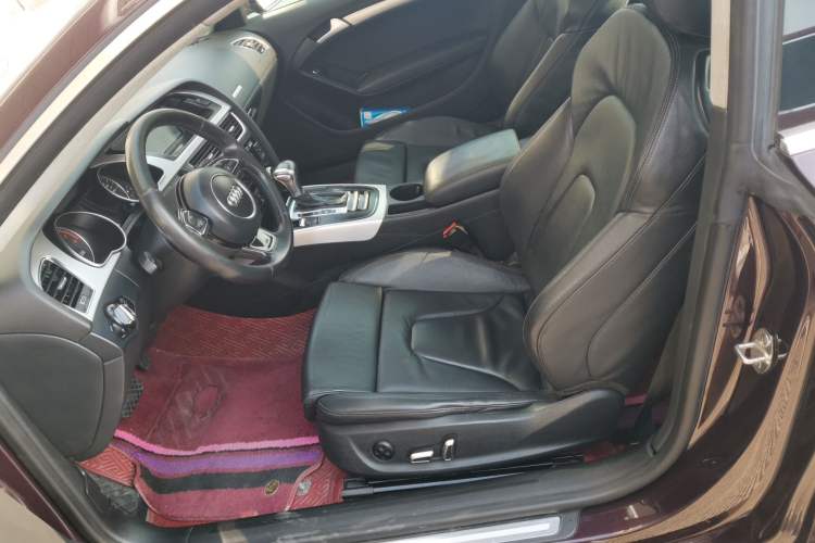 Used Audi A5 2014 Coupe 45 TFSI Left Front Seat
