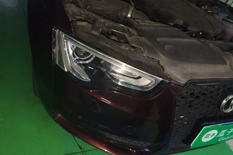 Used Audi A5 2014 Sportback 45 TFSI Right Front Headlight