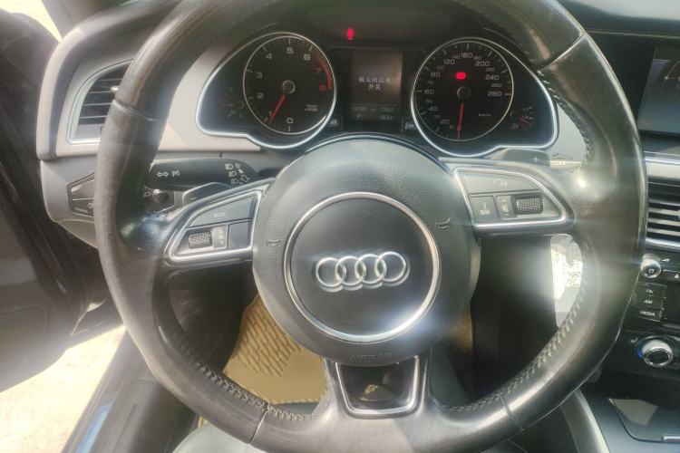 Used Audi A5 2014 Cabriolet 45 TFSI Steering Wheel