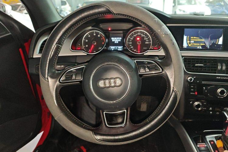 Used Audi A5 2014 Cabriolet 45 TFSI Steering Wheel