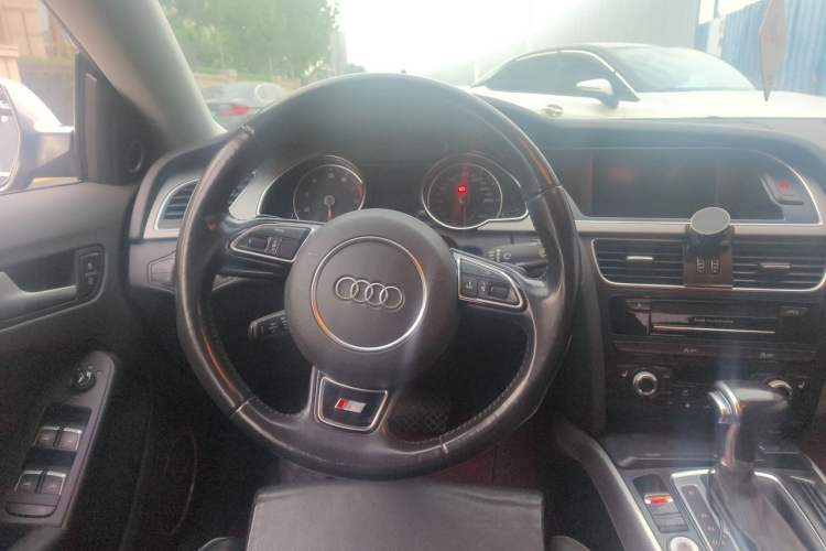 Used Audi A5 2014 Sportback 45 TFSI quattro Steering Wheel