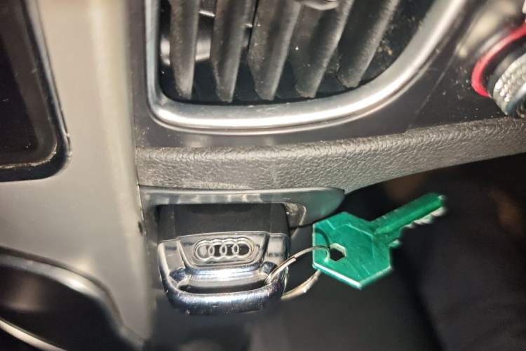 Used Audi A5 2014 Sportback 45 TFSI Vehicle Key