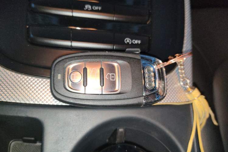 Used Audi A5 2014 Sportback 45 TFSI Vehicle Key