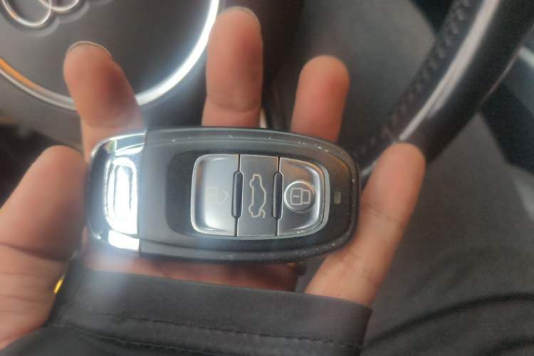 Used Audi A5 2014 Sportback 45 TFSI quattro Vehicle Key