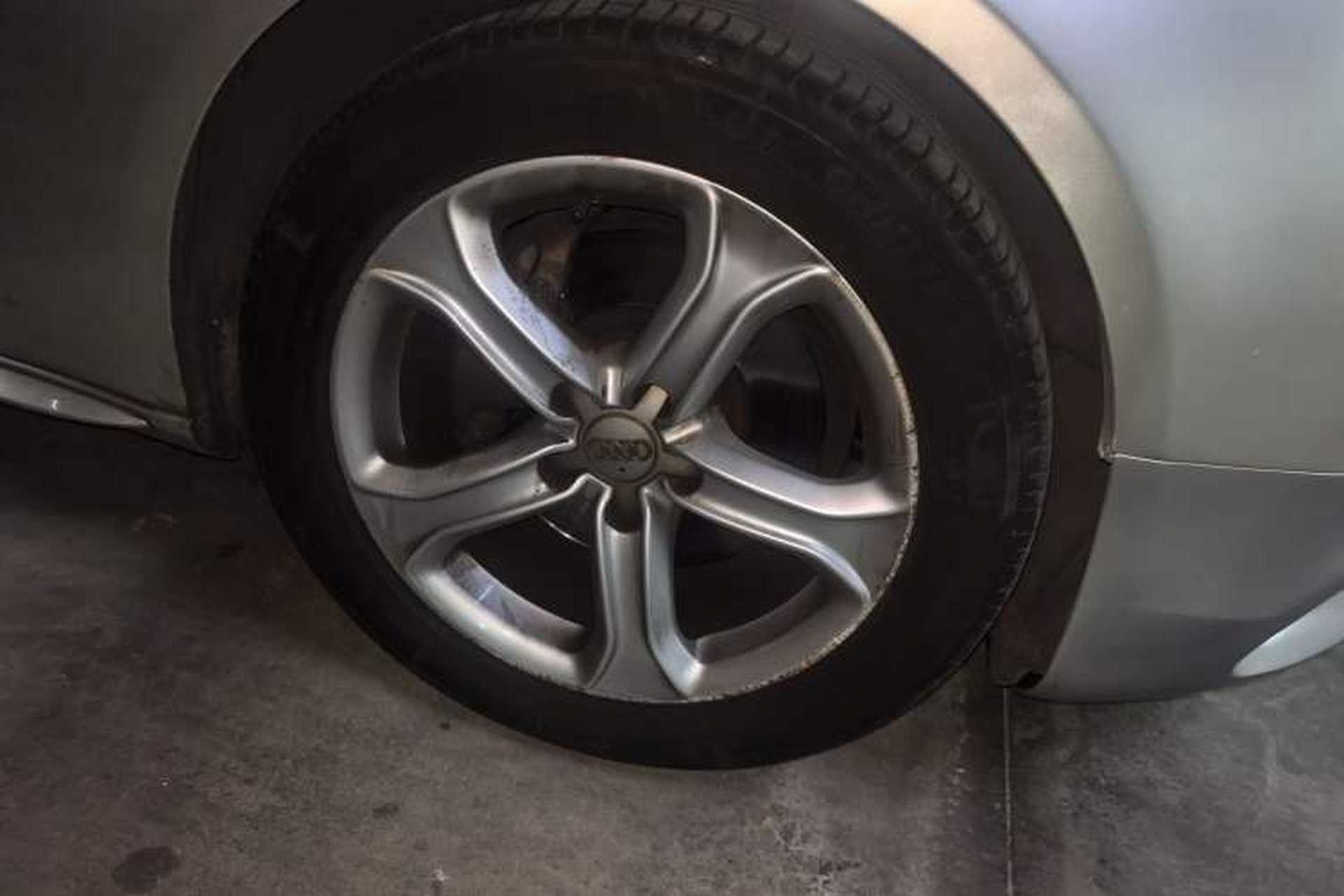 Used Audi A5 2014 Sportback 45 TFSI Right Front Wheel Hub