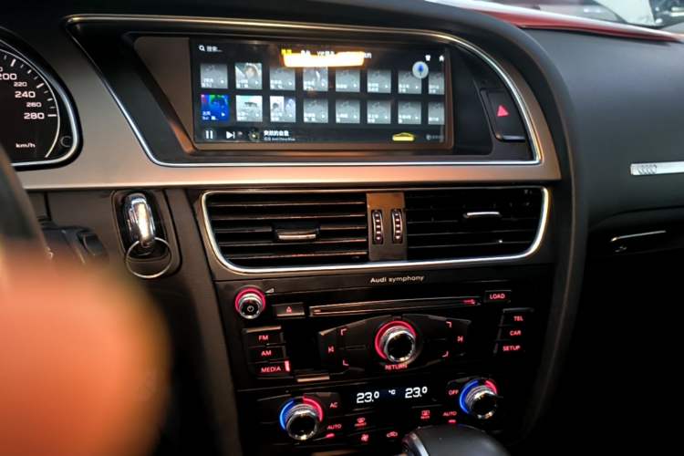 Used Audi A5 2014 Coupe 45 TFSI Audio And AC Panel