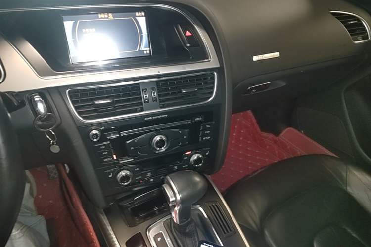 Used Audi A5 2014 Cabriolet 45 TFSI Audio And AC Panel