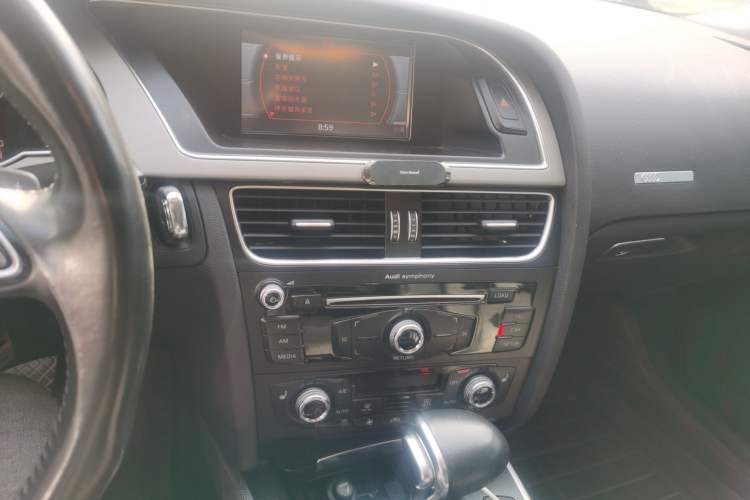 Used Audi A5 2014 Sportback 45 TFSI Audio And AC Panel