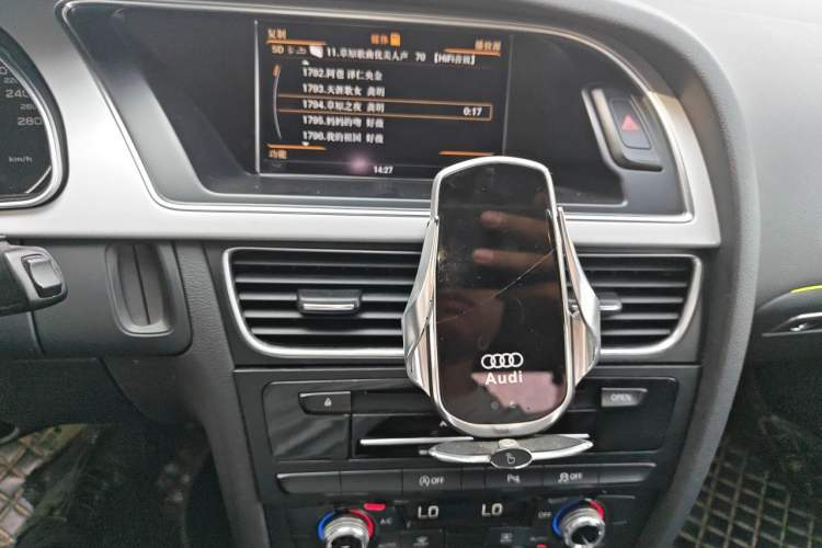 Used Audi A5 2014 Sportback 45 TFSI quattro Audio And AC Panel