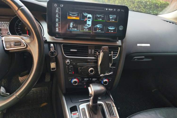 Used Audi A5 2014 Sportback 45 TFSI Audio And AC Panel