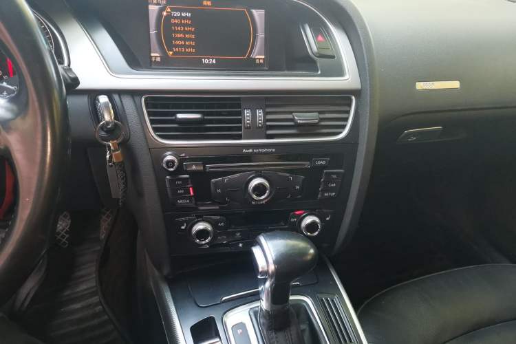 Used Audi A5 2014 Sportback 45 TFSI Audio And AC Panel