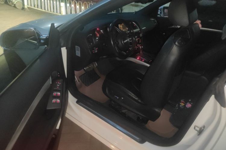 Used Audi A5 2014 Cabriolet 45 TFSI quattro Driver Seat