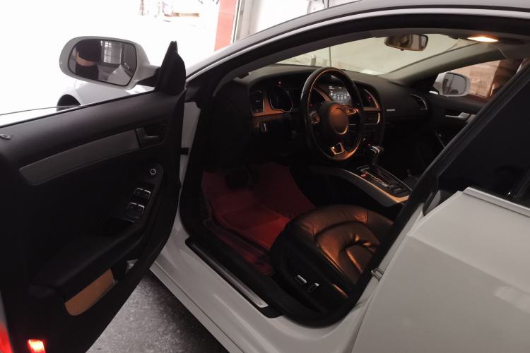 Used Audi A5 2014 Sportback 45 TFSI Driver Seat