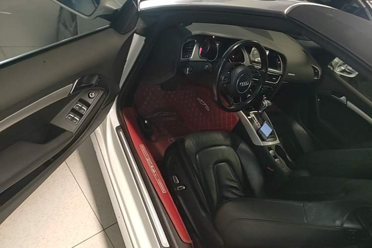 Used Audi A5 2014 Cabriolet 45 TFSI Driver Seat