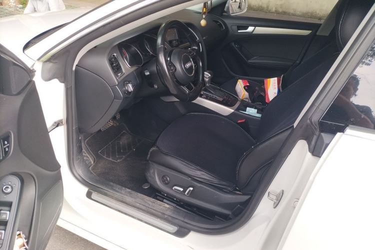 Used Audi A5 2014 Sportback 45 TFSI Driver Seat