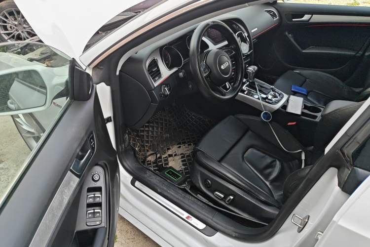Used Audi A5 2014 Sportback 45 TFSI quattro Driver Seat