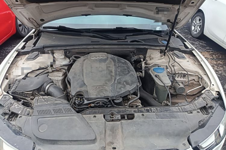Used Audi A5 2014 Sportback 45 TFSI quattro Engine Bay