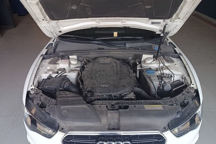 Used Audi A5 2014 Sportback 45 TFSI quattro Engine Bay