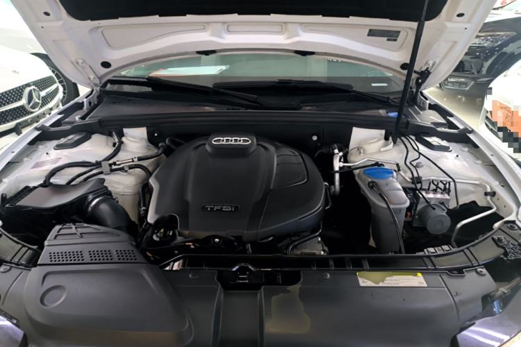Used Audi A5 2014 Coupe 45 TFSI Engine Bay