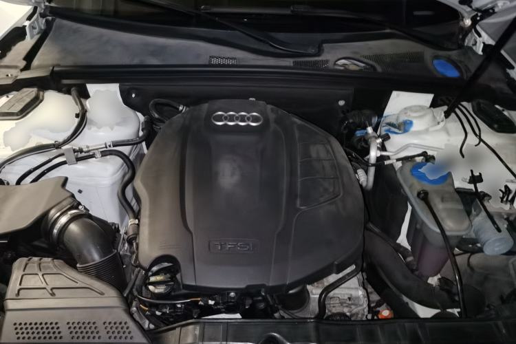 Used Audi A5 2014 Coupe 45 TFSI quattro Engine Bay