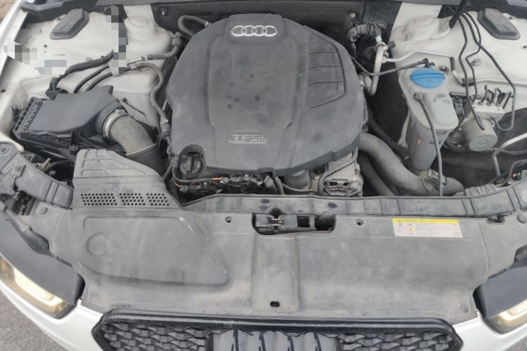 Used Audi A5 2014 Sportback 45 TFSI Engine Bay