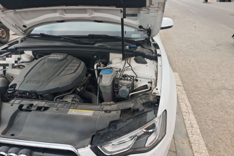 Used Audi A5 2014 Sportback 45 TFSI Engine Bay Left
