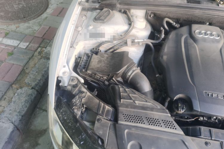 Used Audi A5 2014 Coupe 45 TFSI quattro Engine Bay Right