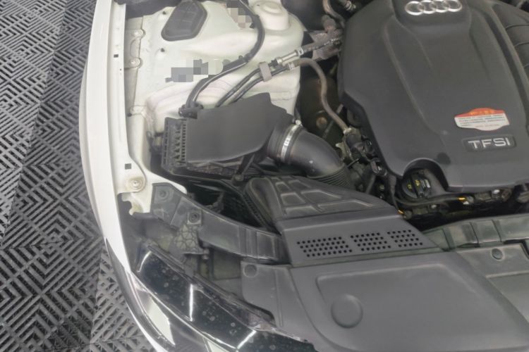 Used Audi A5 2014 Cabriolet 45 TFSI quattro Engine Bay Right