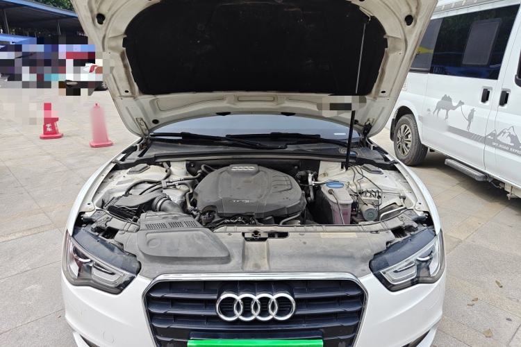 Used Audi A5 2014 Coupe 45 TFSI Engine Bay