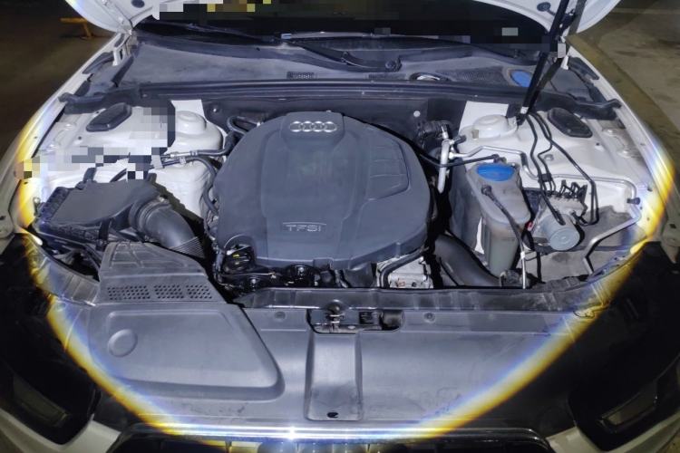 Used Audi A5 2014 Sportback 45 TFSI Engine Bay