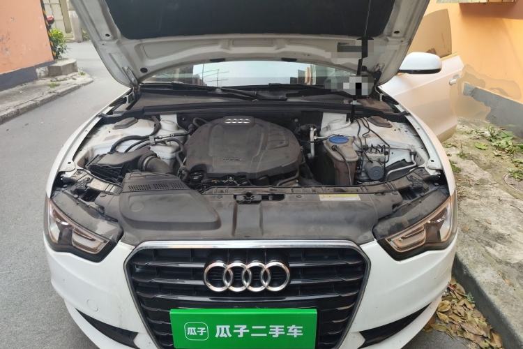 Used Audi A5 2014 Sportback 45 TFSI Engine Bay