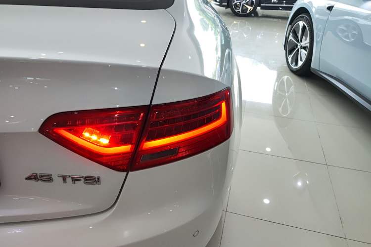 Used Audi A5 2014 Coupe 45 TFSI Exterior 1