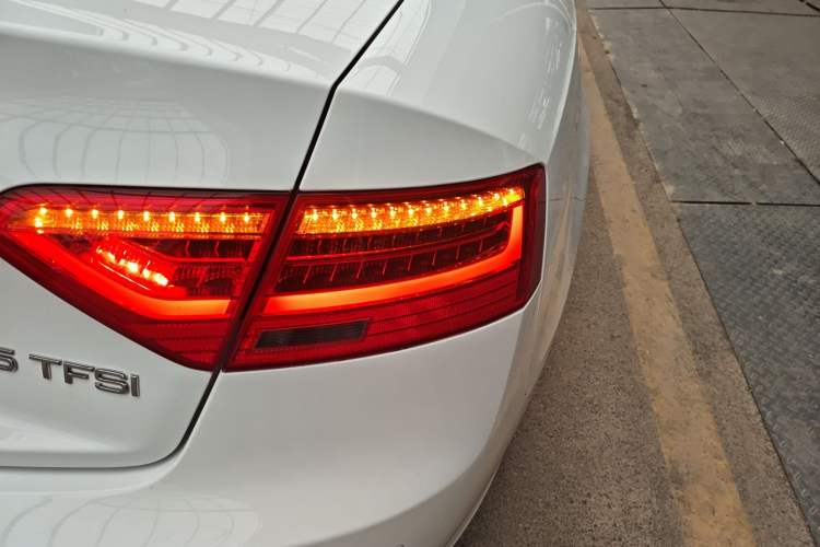 Used Audi A5 2014 Coupe 45 TFSI Exterior 6